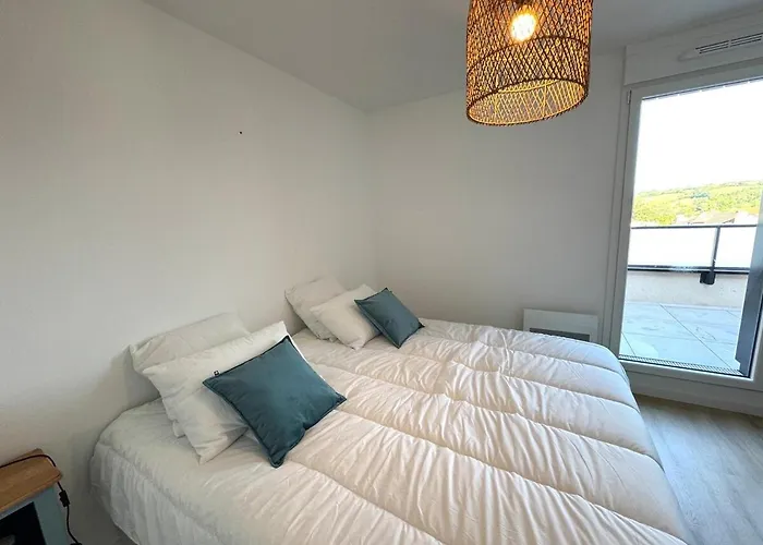 Le Riva B304 Apartment