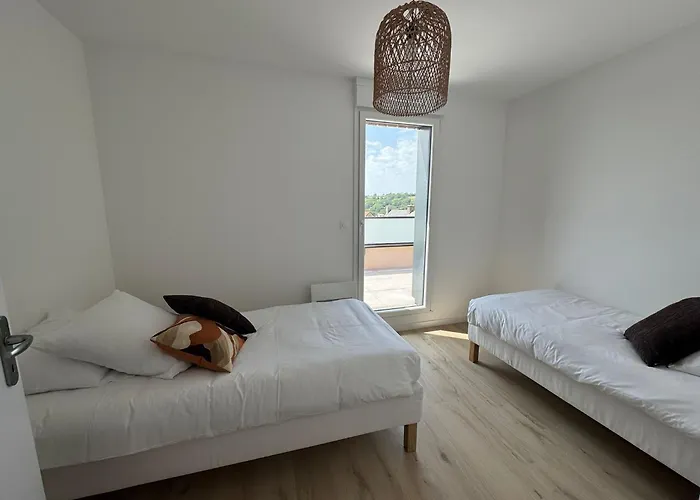 Le Riva B304 Apartment